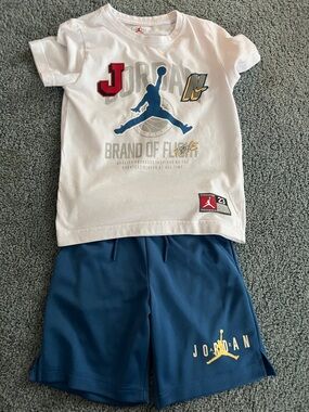 Jordan White Tee with Blue Jumpman & Red Accent Size 6-7